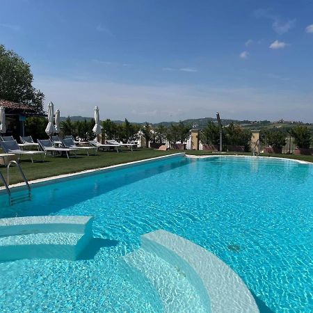 Villa Morneto Vignale Monferrato ภายนอก รูปภาพ