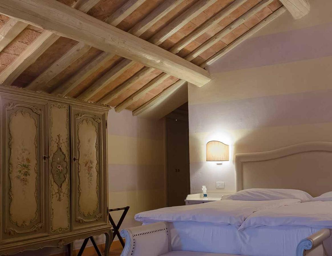 Villa Morneto Vignale Monferrato ภายนอก รูปภาพ