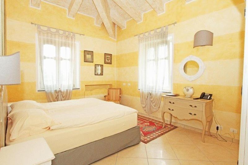 Villa Morneto Vignale Monferrato ภายนอก รูปภาพ