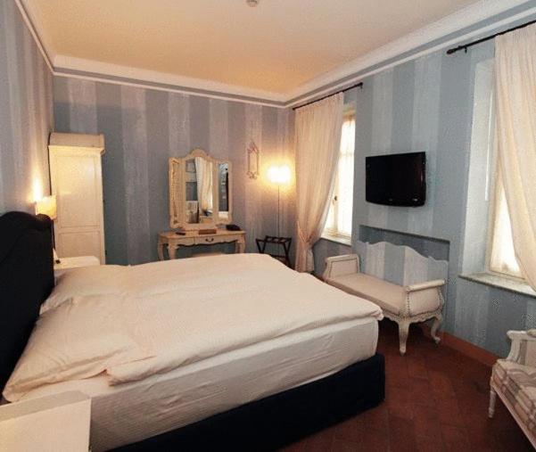 Villa Morneto Vignale Monferrato ภายนอก รูปภาพ